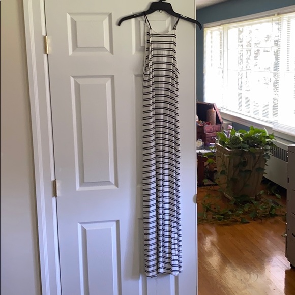 Like new Soprano maxi dress size XS - Picture 10 of 11